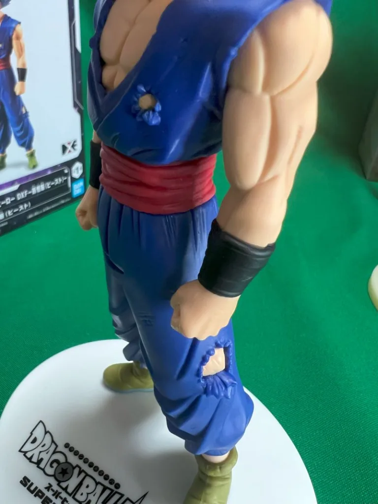 ドラゴンボール超 スーパーヒーロー DXF-孫悟飯(ビースト)-のプライズフィギュア胴体②画像